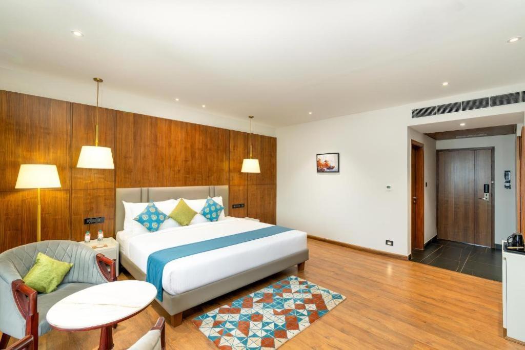 Hotel Tu Casa International Near Delhi Airport نيودلهي المظهر الخارجي الصورة