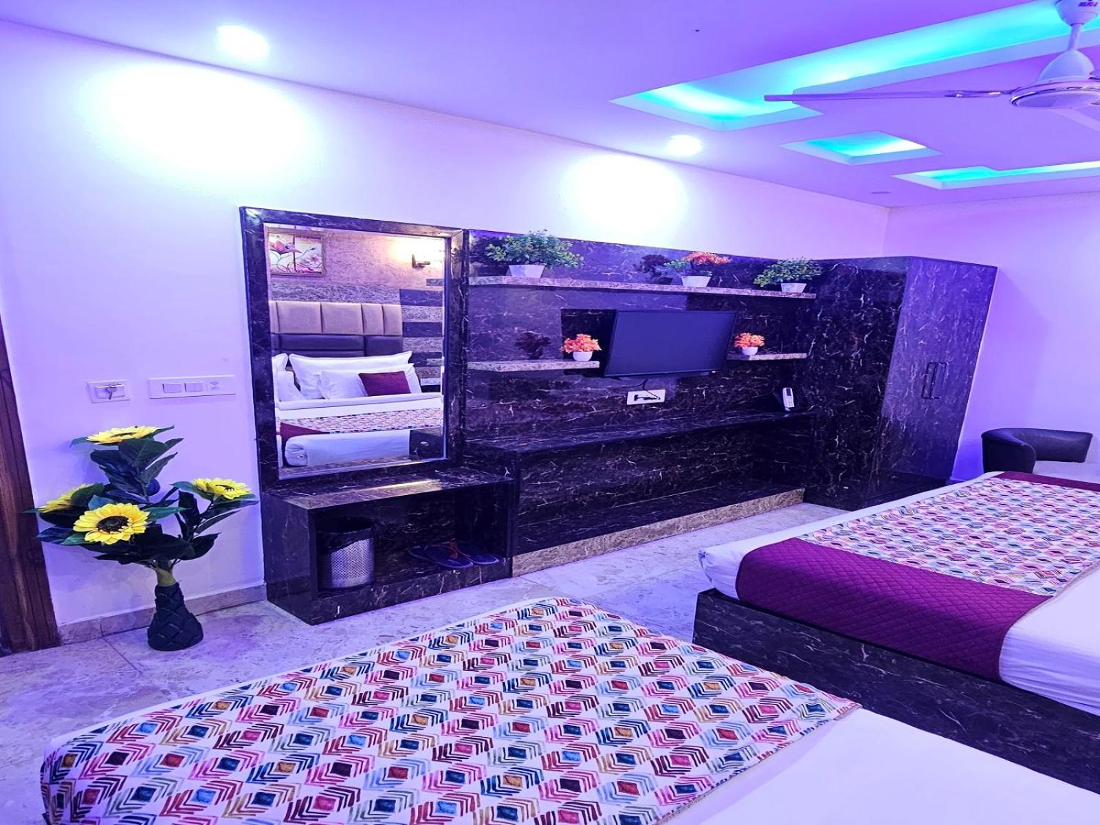 Hotel Tu Casa International Near Delhi Airport نيودلهي المظهر الخارجي الصورة