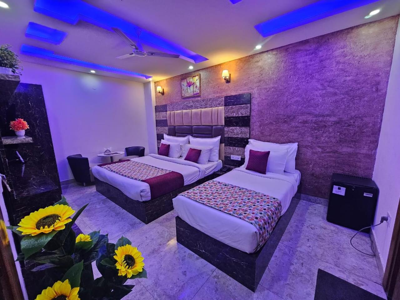 Hotel Tu Casa International Near Delhi Airport نيودلهي المظهر الخارجي الصورة